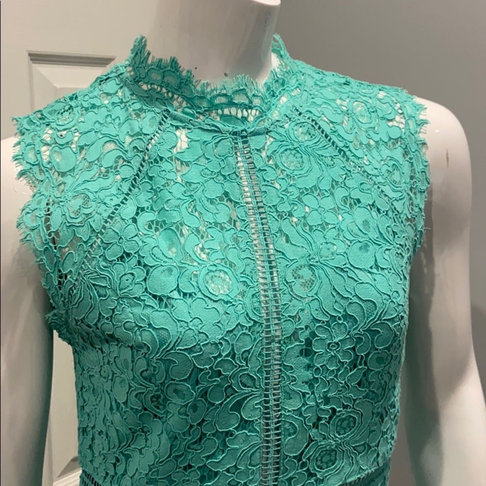 NWOT Bardot size XS, S, and M lace dress - Picture 3 of 9
